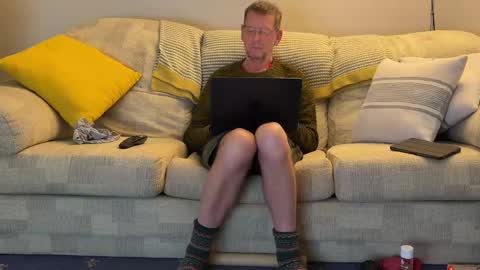 Jon online show from December 2024 04:17:01 PM