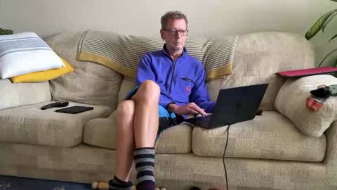 Jon online show from October 2025 03:54:01 PM