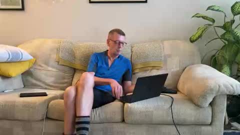 Jon online show from October 2025 01:55:02 PM