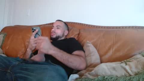 JcMax305 online show from February 2025 06:13:02 PM