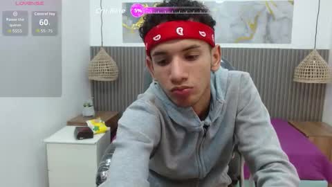 Snapshot of jdwhite18 chatting on February 2026 04:31:01 AM jdwhite18 online show from February 2026 04:31:01 AM