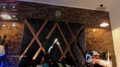 Jean Colleman online show from April 2026 12:44:02 AM