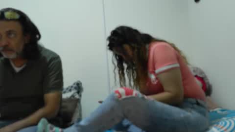 jeans_and_emma online show from February 2026 01:26:01 AM