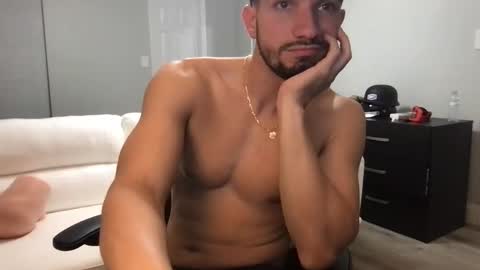 jeanwhitebianco online show from November 2025 11:40:01 PM