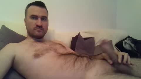 Snapshot of jebeni18 chatting on October 2025 07:58:01 PM somefucker6666 online show from October 2025 07:58:01 PM