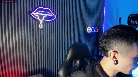 Jeff  online show from November 2025 12:29:02 PM