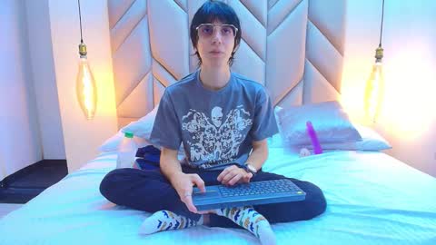 JeffBellfort online show from December 2025 07:43:01 PM