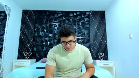 Snapshot of jeffdaltton chatting on September 2025 12:41:01 PM Jeff online show from September 2025 12:41:01 PM