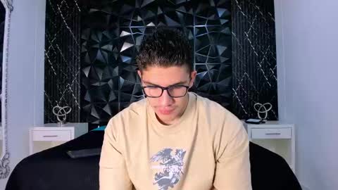 Snapshot of jeffdaltton chatting on October 2025 08:16:02 PM Jeff online show from October 2025 08:16:02 PM