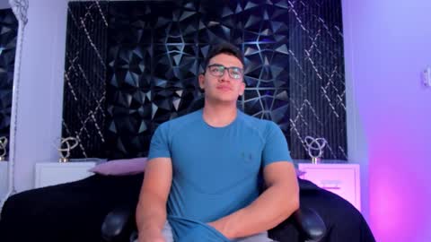 Snapshot of jeffdaltton chatting on November 2025 08:52:01 PM Jeff online show from November 2025 08:52:01 PM