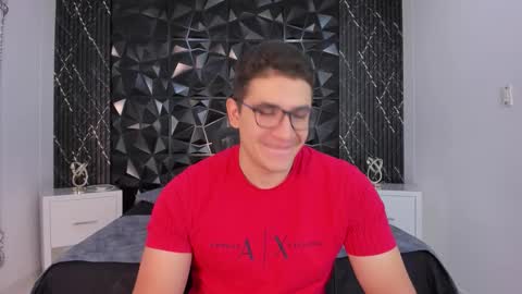 Snapshot of jeffdaltton chatting on December 2025 08:35:01 PM Jeff online show from December 2025 08:35:01 PM