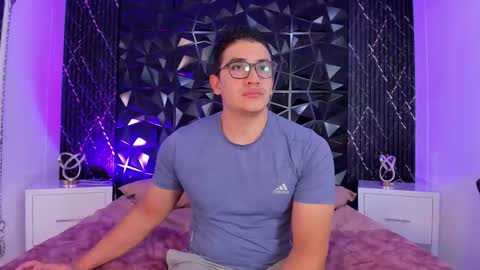 Jeff online show from December 2025 08:35:01 PM