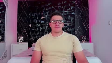 Snapshot of jeffdaltton chatting on December 2025 08:15:02 PM Jeff online show from December 2025 08:15:02 PM