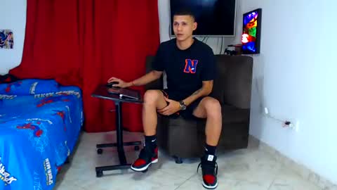 jeffer21_hot online show from July 2026 07:15:02 AM