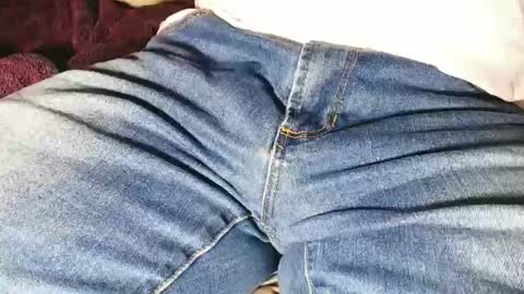 jeffersonel online show from December 2025 03:34:02 AM