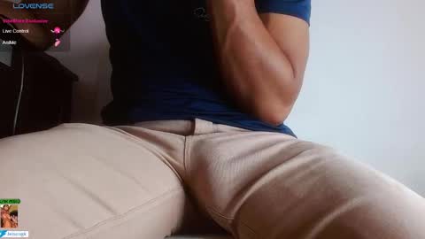 Snapshot of jeisongk chatting on January 2025 05:20:01 PM Jason online show from January 2025 05:20:01 PM