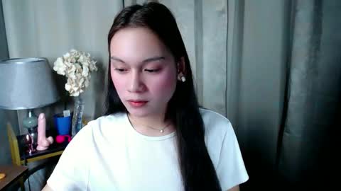 Jelian online show from December 2025 08:05:01 PM