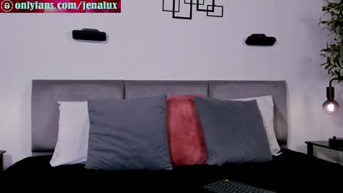 Jennalux online show from May 2026 12:41:02 AM