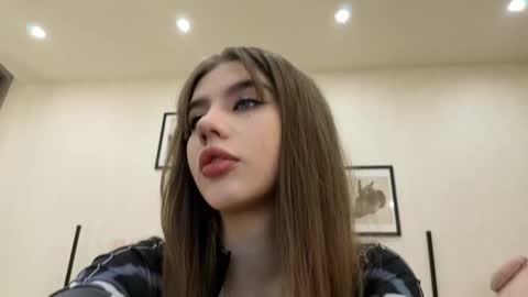 Dolly online show from April 2026 01:29:02 PM