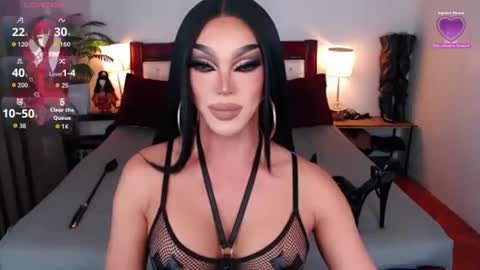 Snapshot of jenifers_body chatting on June 2026 09:08:02 PM Queen Jenifer online show from June 2026 09:08:02 PM