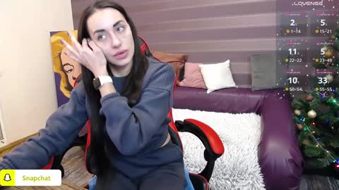 Kira online show from January 2025 07:49:01 AM