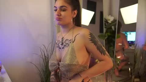 jeniffer_foxx online show from September 2025 05:10:02 AM