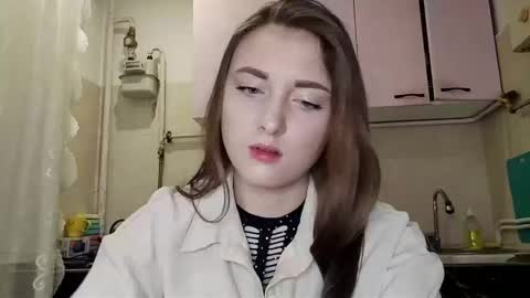 Jeniffer online show from December 2025 08:05:02 PM