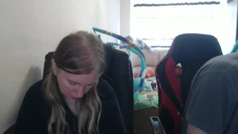 JenisAndPeter online show from September 2025 07:42:01 AM