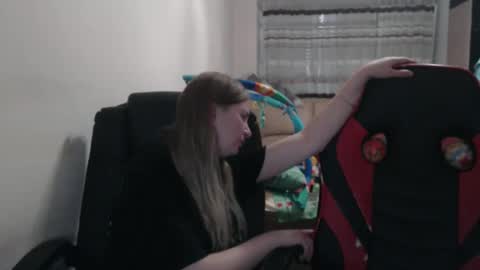 JenisAndPeter online show from September 2025 06:22:02 PM