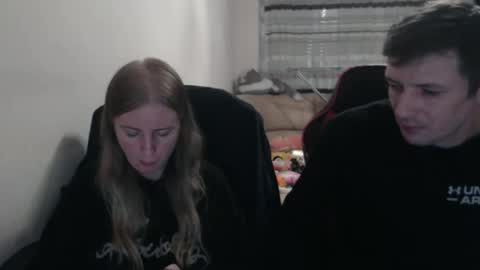 JenisAndPeter online show from October 2025 07:00:01 PM