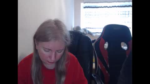 Snapshot of jenisandpeter chatting on April 2026 06:51:01 AM JenisAndPeter online show from April 2026 06:51:01 AM