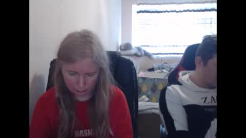Snapshot of jenisandpeter chatting on April 2026 08:09:02 AM JenisAndPeter online show from April 2026 08:09:02 AM