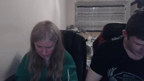Snapshot of jenisandpeter chatting on April 2026 07:58:02 PM JenisAndPeter online show from April 2026 07:58:02 PM