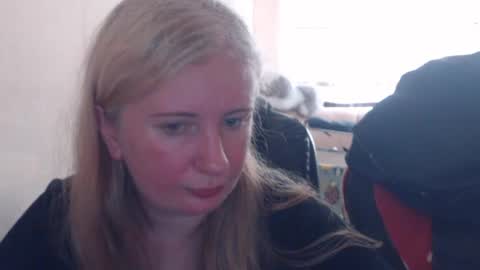 Snapshot of jenisandpeter chatting on June 2026 04:57:01 PM JenisAndPeter online show from June 2026 04:57:01 PM