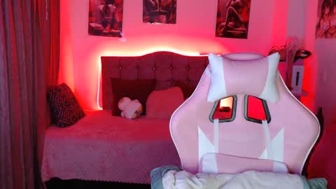 jennal_010 online show from February 2025 02:40:01 AM