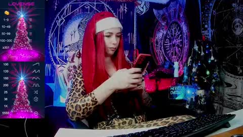 Snapshot of jennalovvee chatting on December 2024 12:11:02 AM Mrs. Jenna online show from December 2024 12:11:02 AM