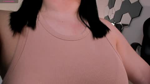 Jenna Olson  online show from February 2025 06:19:01 PM