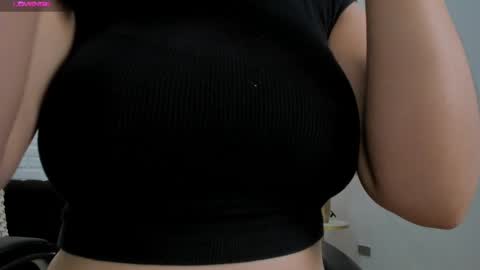 Jenna Olson  online show from February 2025 11:42:02 AM