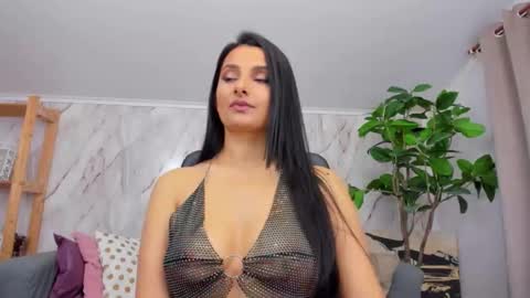 JennaPrice online show from November 2025 03:22:01 PM