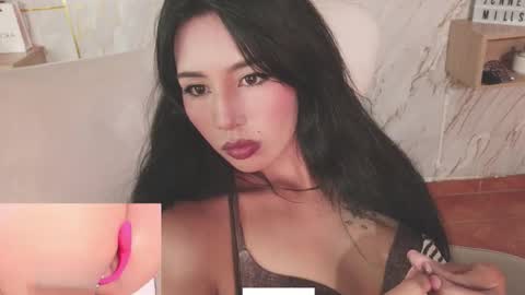 Snapshot of jenner_mills chatting on March 2026 11:30:02 PM Jenner online show from March 2026 11:30:02 PM