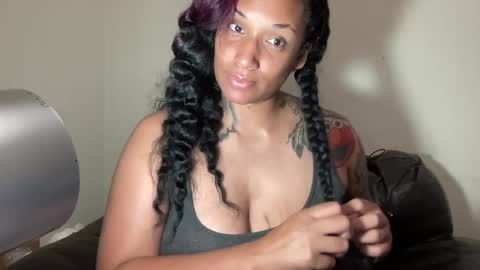 Snapshot of jenni_cash chatting on July 2026 07:22:02 AM Mistress Jenni online show from July 2026 07:22:02 AM