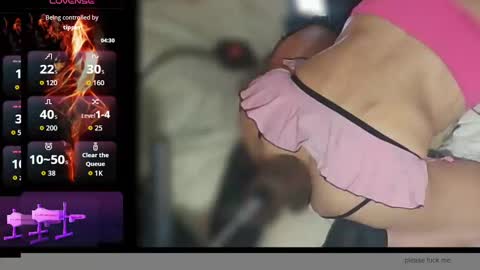 Jennie bttmcd online show from October 2025 02:04:01 PM