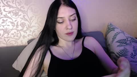 Snapshot of jennifeeeer chatting on December 2024 09:41:02 PM Helen online show from December 2024 09:41:02 PM