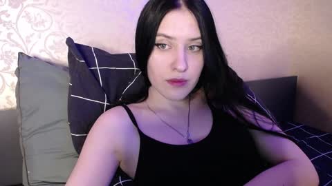 Snapshot of jennifeeeer chatting on January 2025 09:46:02 PM Helen online show from January 2025 09:46:02 PM