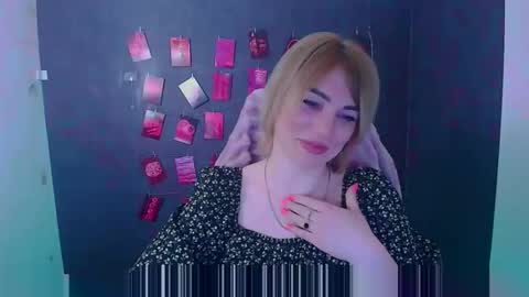 Jennifer online show from March 2026 06:39:01 AM