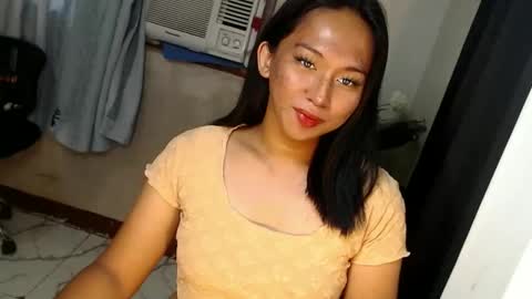 Snapshot of jennifer_licious chatting on October 2025 10:51:02 PM Jenny online show from October 2025 10:51:02 PM