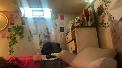 jennifer_robbie online show from December 2024 06:20:01 PM