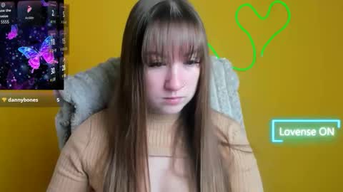 Jennifer online show from November 2025 06:48:01 AM