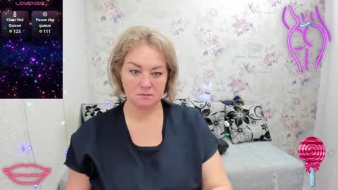 Jennifer online show from December 2024 08:25:02 PM