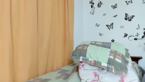 jenniferloveyou online show from November 2025 04:18:02 PM